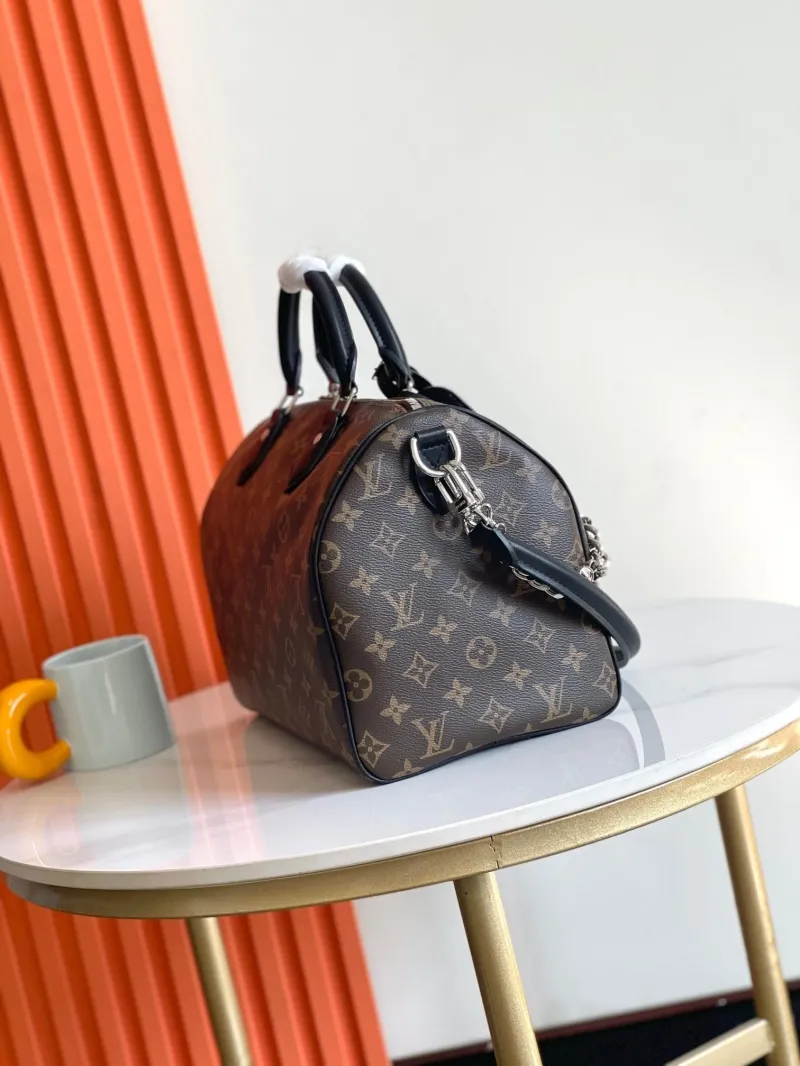 Alternative view of LV Speedy Bags-152