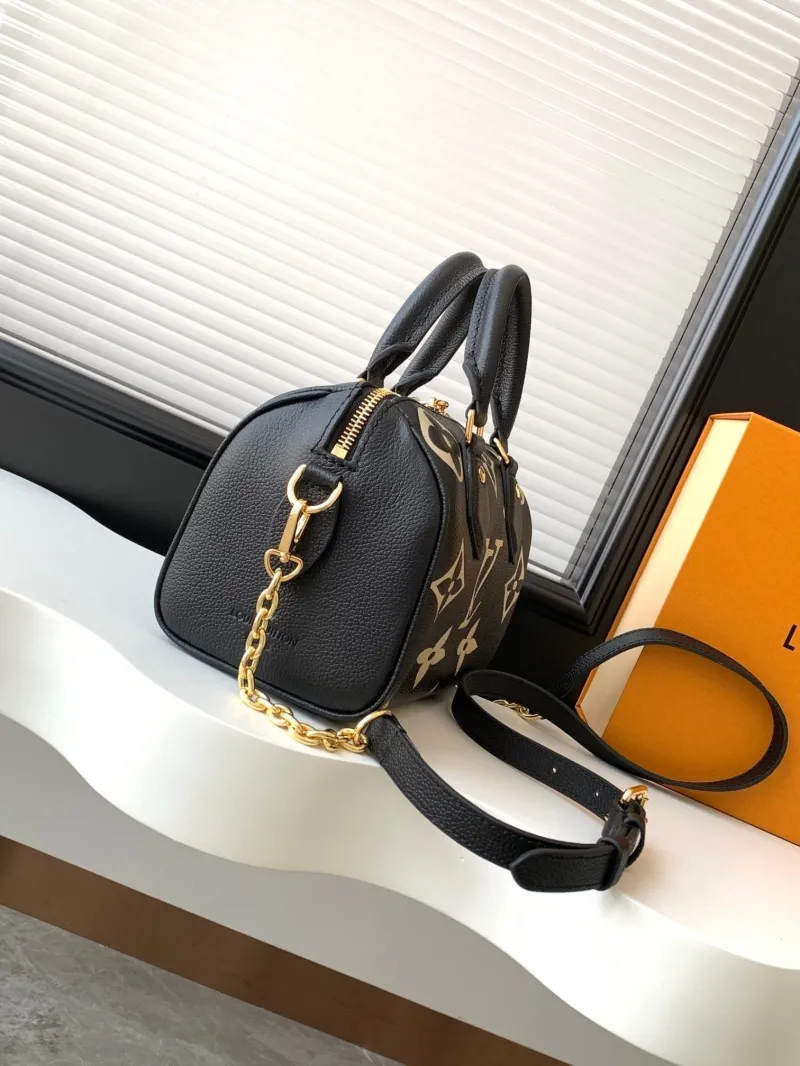 Alternative view of LV Speedy Bags-184