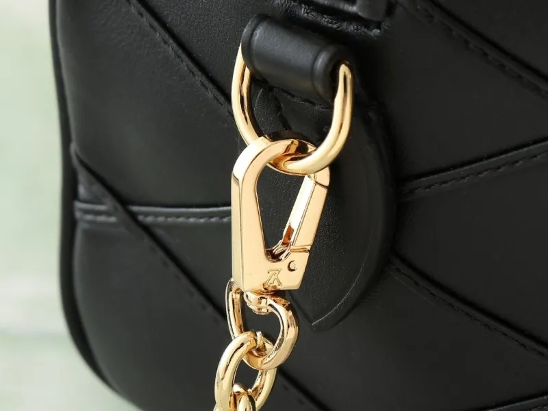 Alternative view of LV Speedy Bags-196