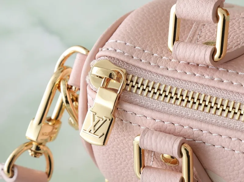 Alternative view of LV Speedy Bags-203