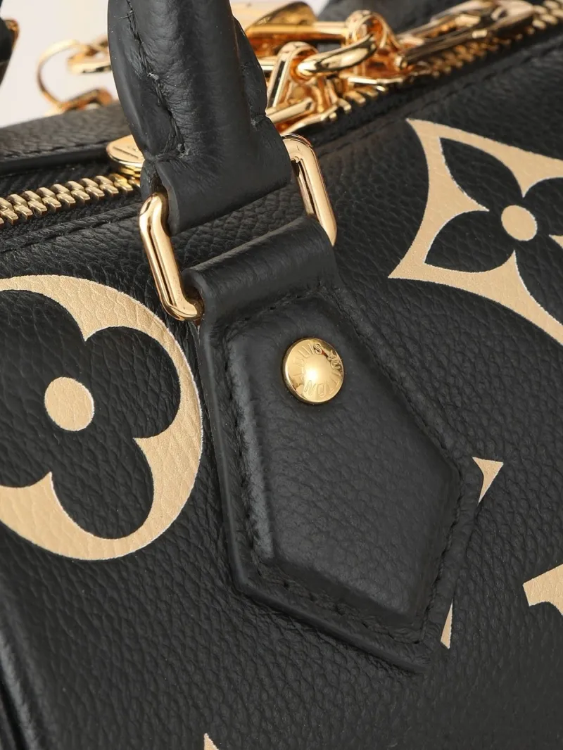 Alternative view of LV Speedy Bags-220
