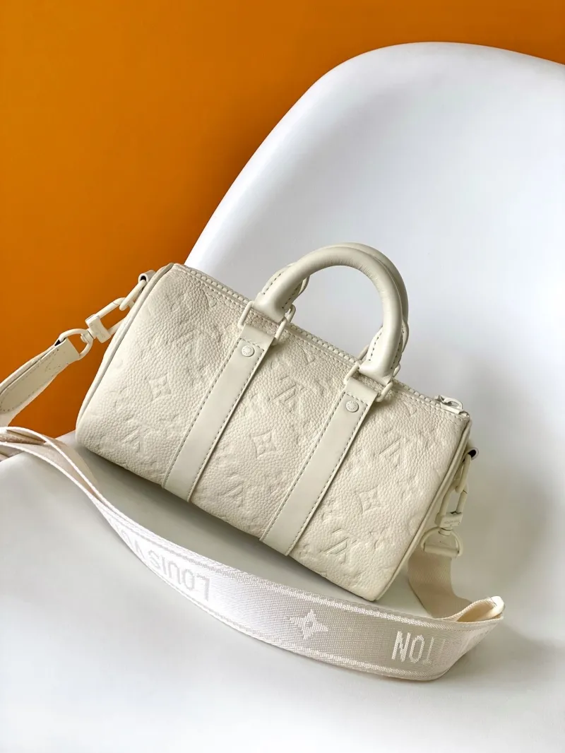 Alternative view of LV Speedy Bags-230