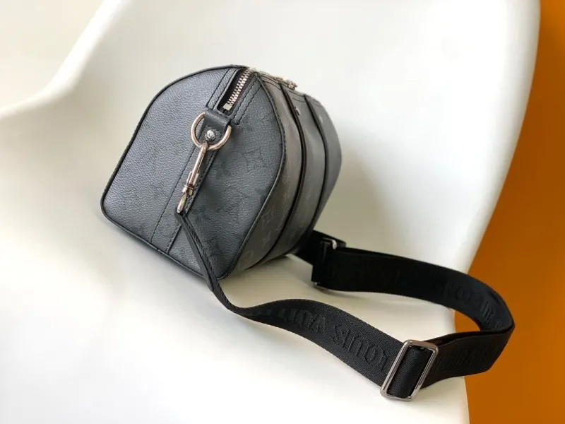 Alternative view of LV Speedy Bags-233