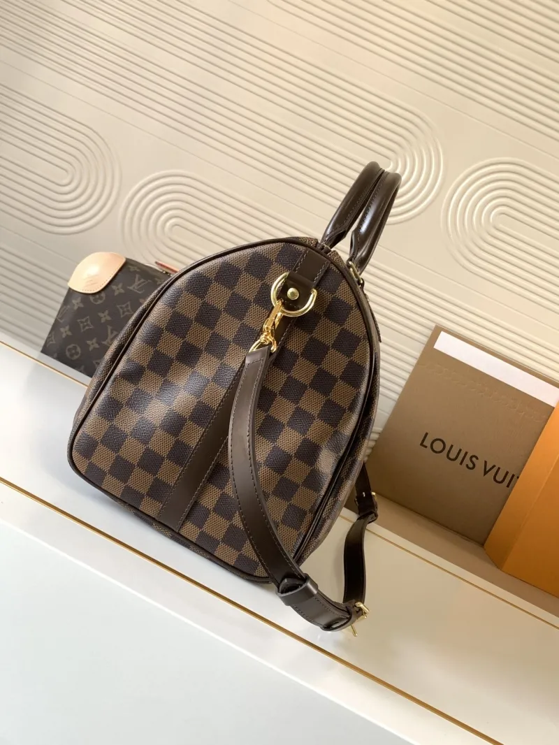 Alternative view of LV Speedy Bags-291