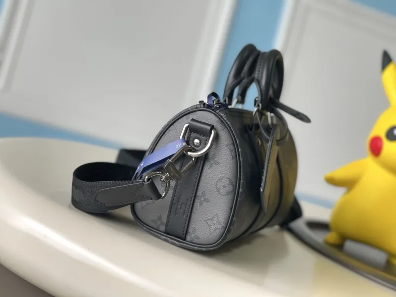 Alternative view of LV Speedy Bags-295