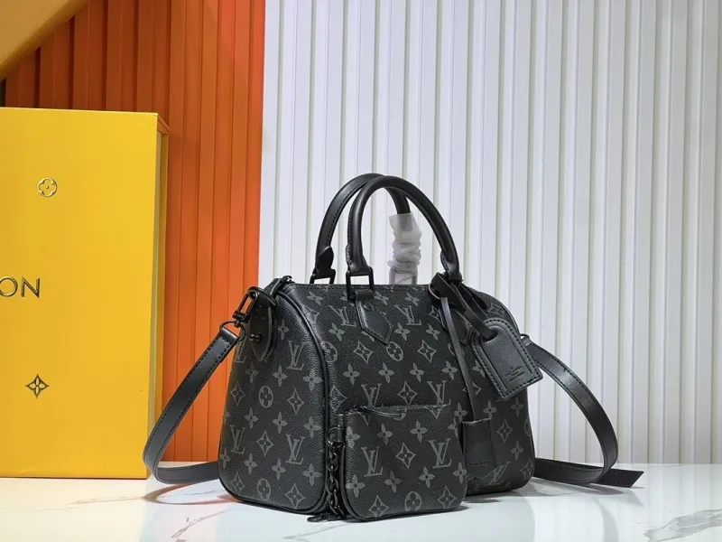 Alternative view of LV Speedy Bags-310