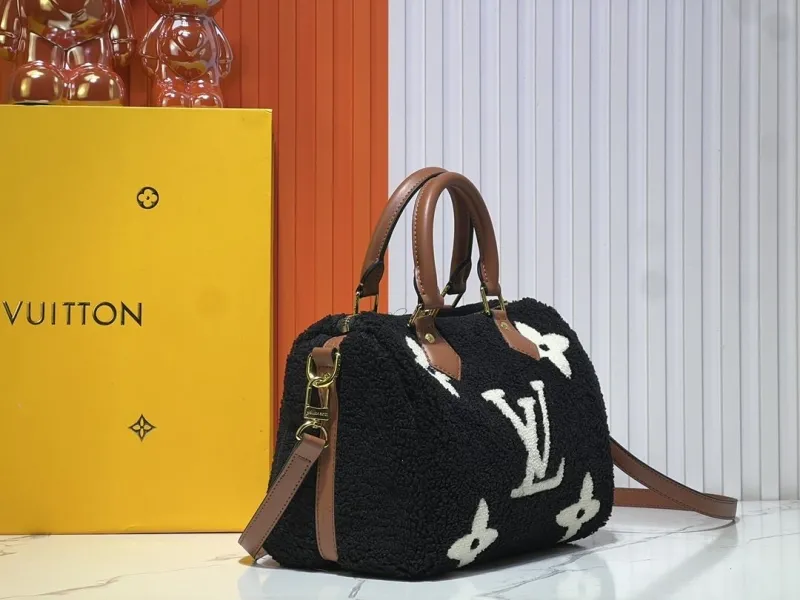 Alternative view of LV Speedy Bags-314