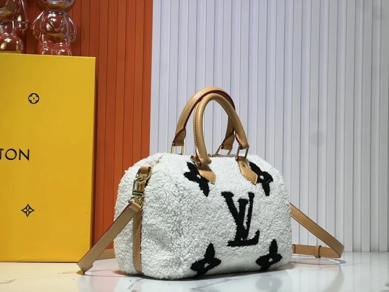 Alternative view of LV Speedy Bags-315