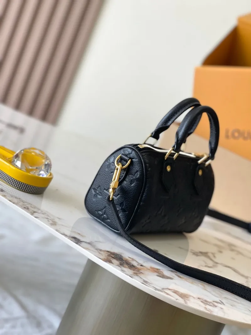 Alternative view of LV Speedy Bags-335