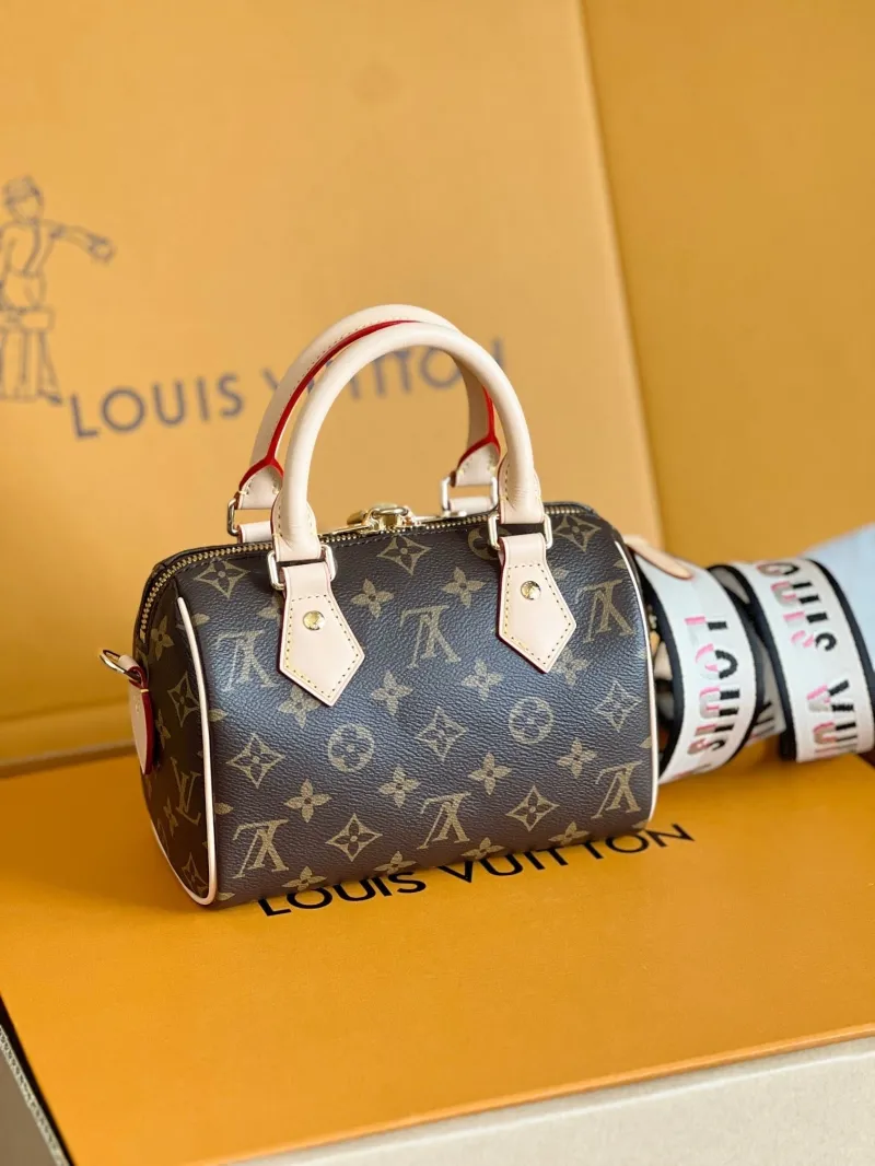 Alternative view of LV Speedy Bags-372