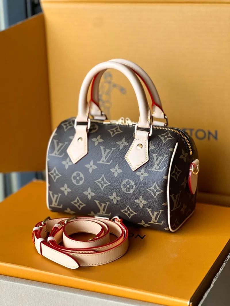Alternative view of LV Speedy Bags-374