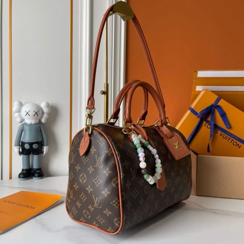 Alternative view of LV Speedy Bags-390