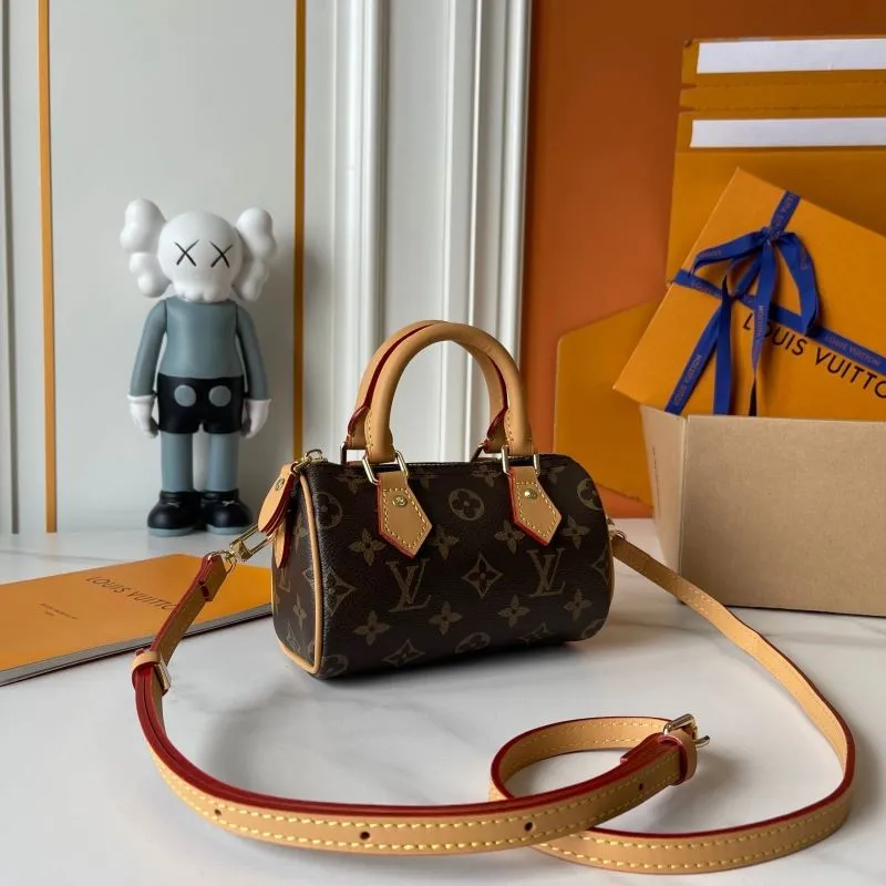 Alternative view of LV Speedy Bags-419