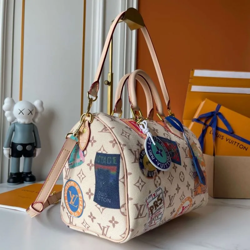 Alternative view of LV Speedy Bags-426