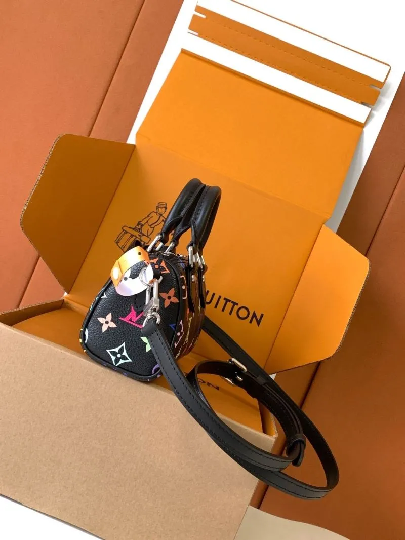 Alternative view of LV Speedy Bags-431