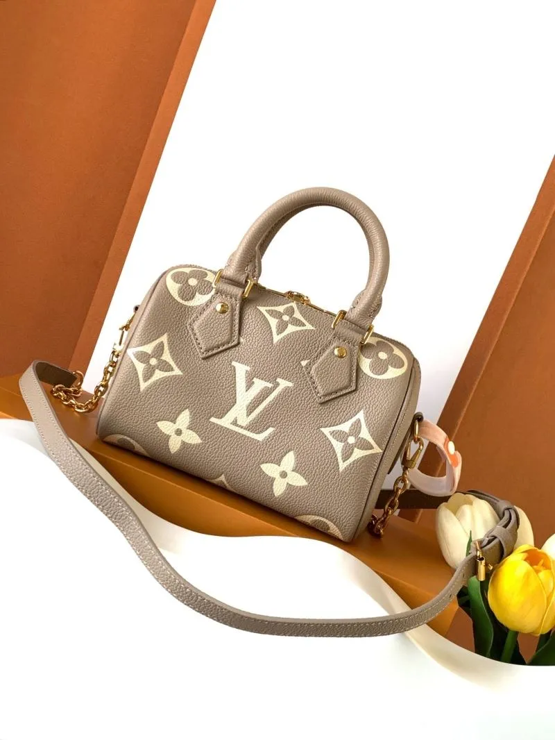 Alternative view of LV Speedy Bags-437