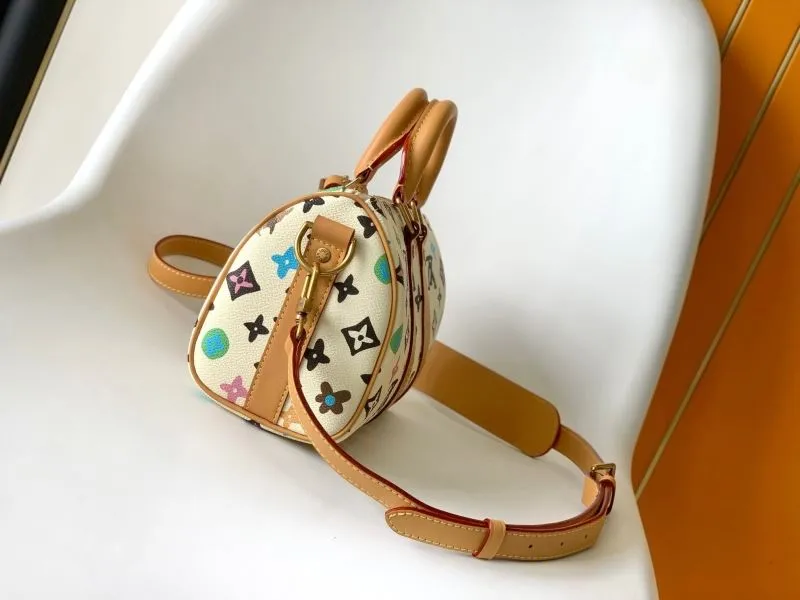 Alternative view of LV Speedy Bags-453
