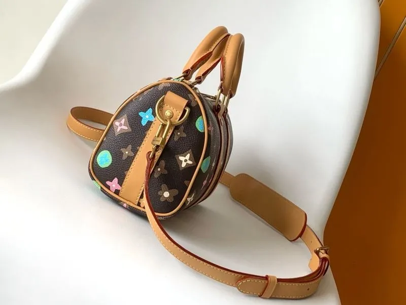Alternative view of LV Speedy Bags-454