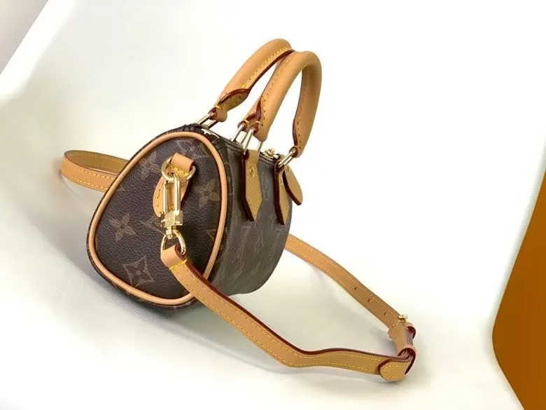 Alternative view of LV Speedy Bags-517