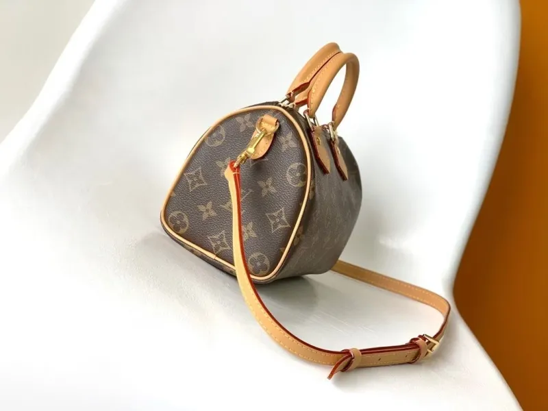 Alternative view of LV Speedy Bags-518