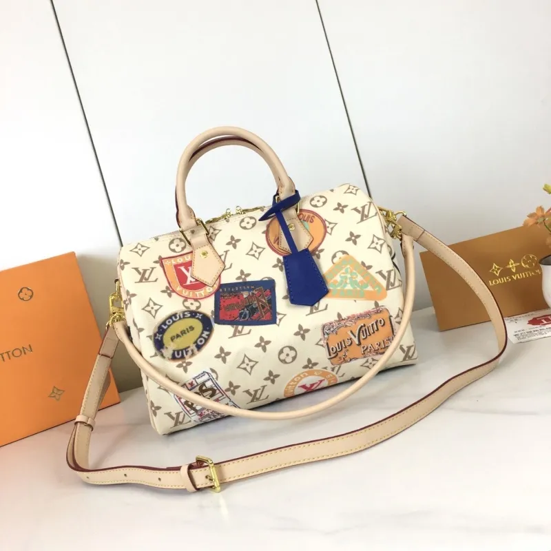 Alternative view of LV Speedy Bags-520