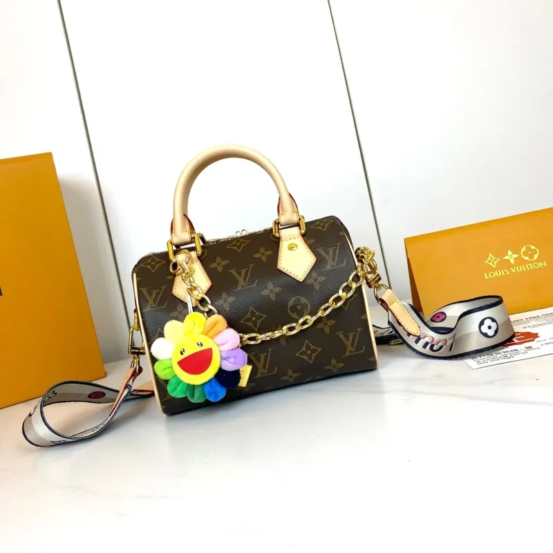 Alternative view of LV Speedy Bags-524