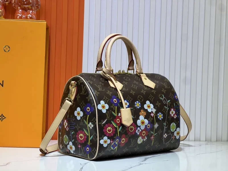 Alternative view of LV Speedy Bags-544