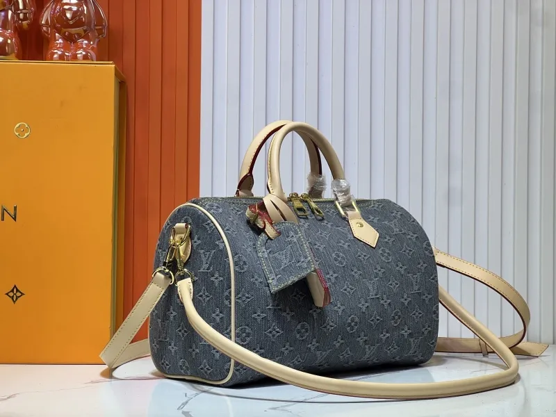 Alternative view of LV Speedy Bags-578