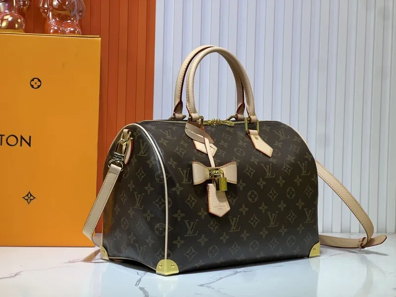 Alternative view of LV Speedy Bags-587