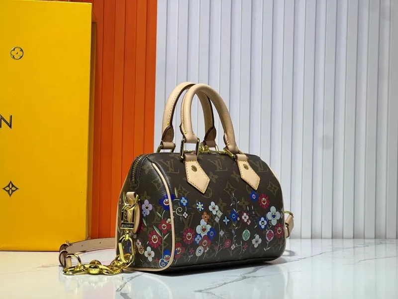 Alternative view of LV Speedy Bags-588