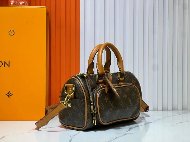 Alternative view of LV Speedy Bags-593