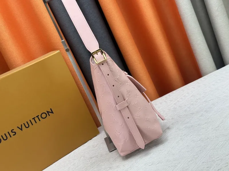 LV Top Handle Bags-100 - Image 4
