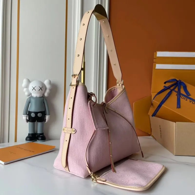 Alternative view of LV Top Handle Bags-109