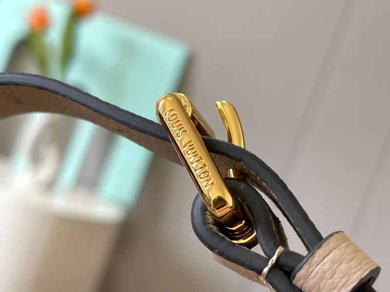 LV Top Handle Bags-185 - Image 8