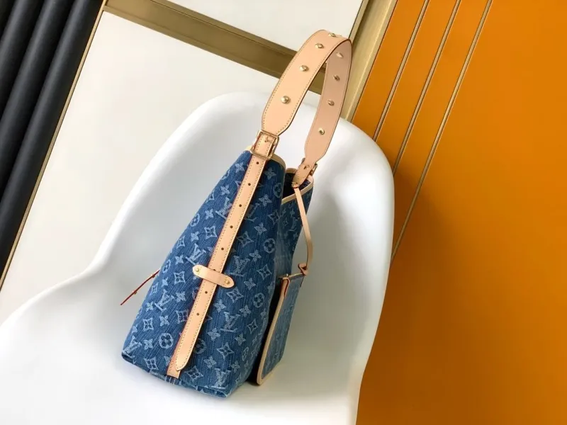 Alternative view of LV Top Handle Bags-425