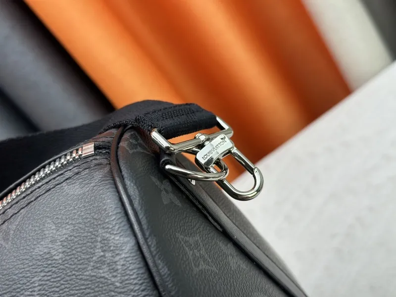 LV Travel Bags-15 - Image 7