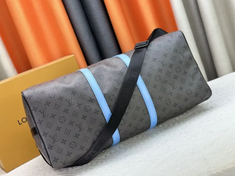 LV Travel Bags-17 - Image 5