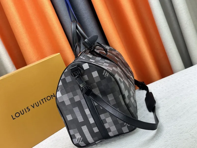 LV Travel Bags-22 - Image 3