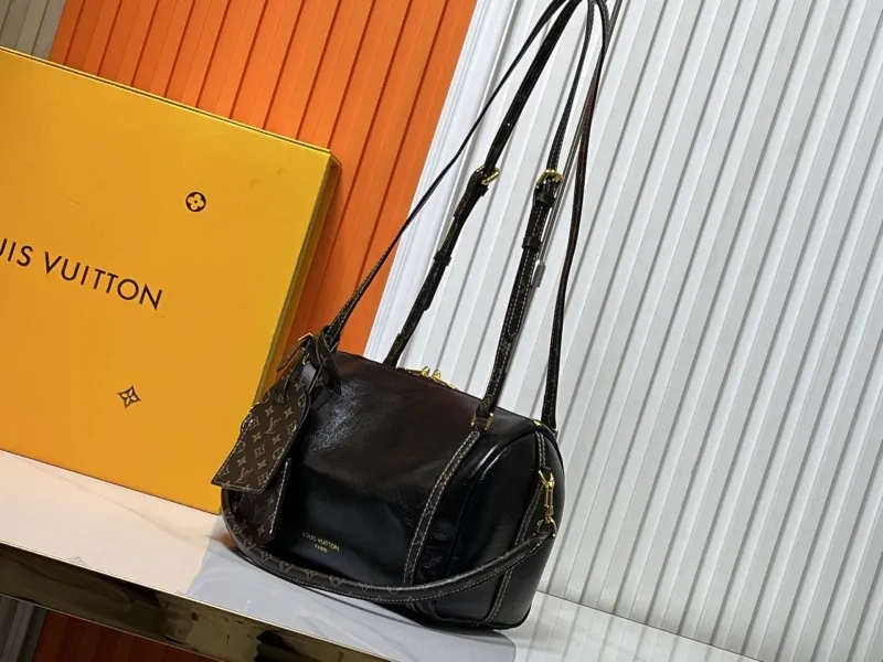 LV Travel Bags-25 - Image 3