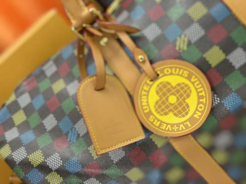 LV Travel Bags-28 - Image 7