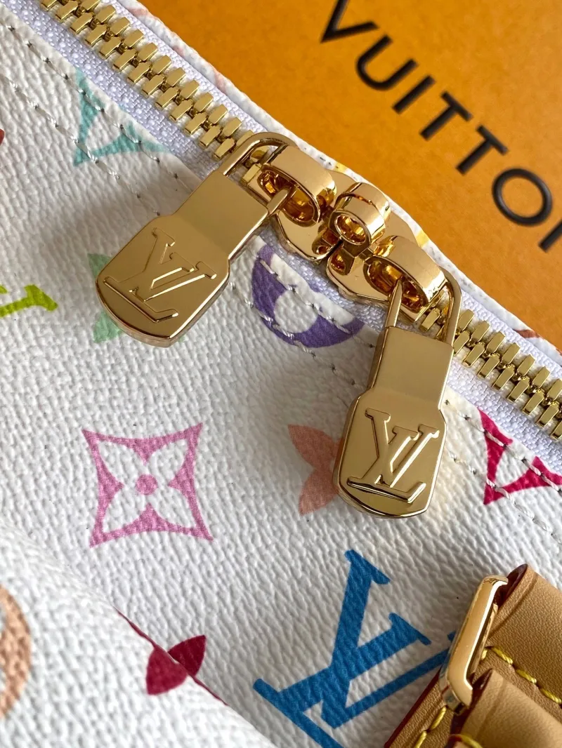 LV Travel Bags-34 - Image 7