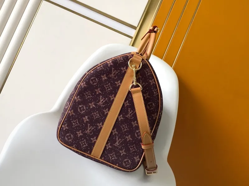 Alternative view of LV Travel Bags-35