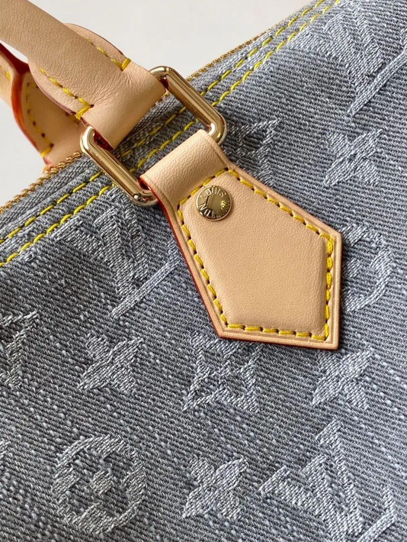 LV Travel Bags-38 - Image 7