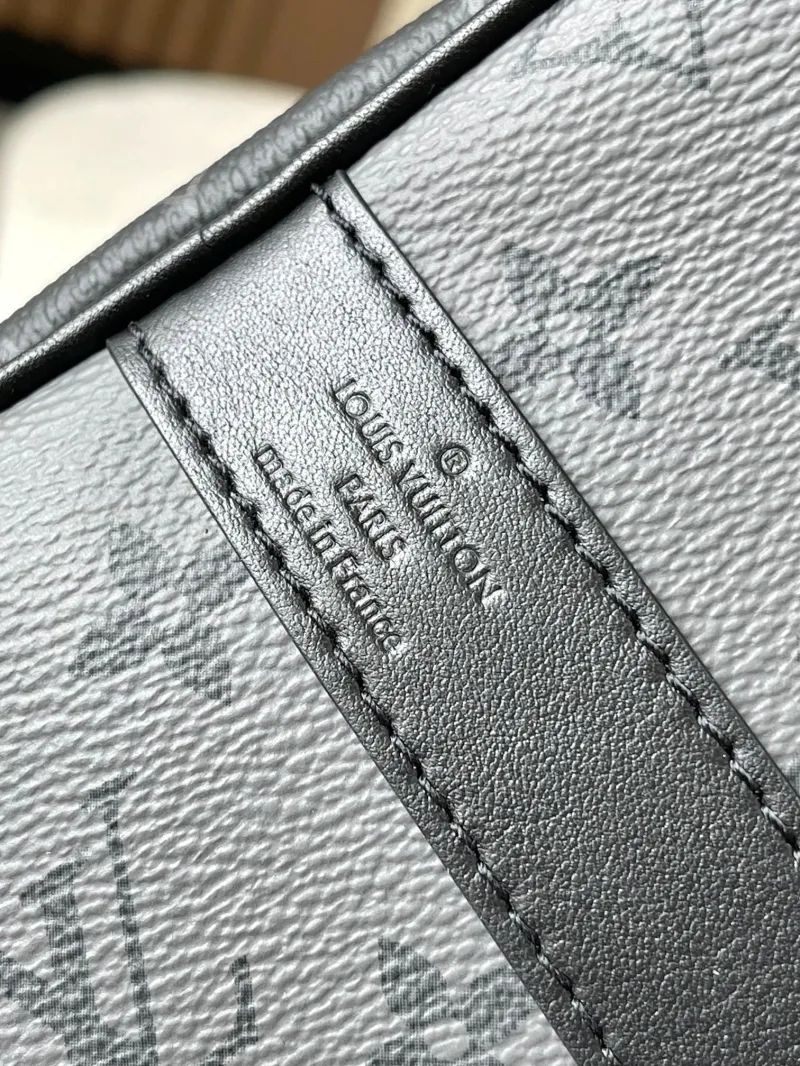 LV Travel Bags-42 - Image 5
