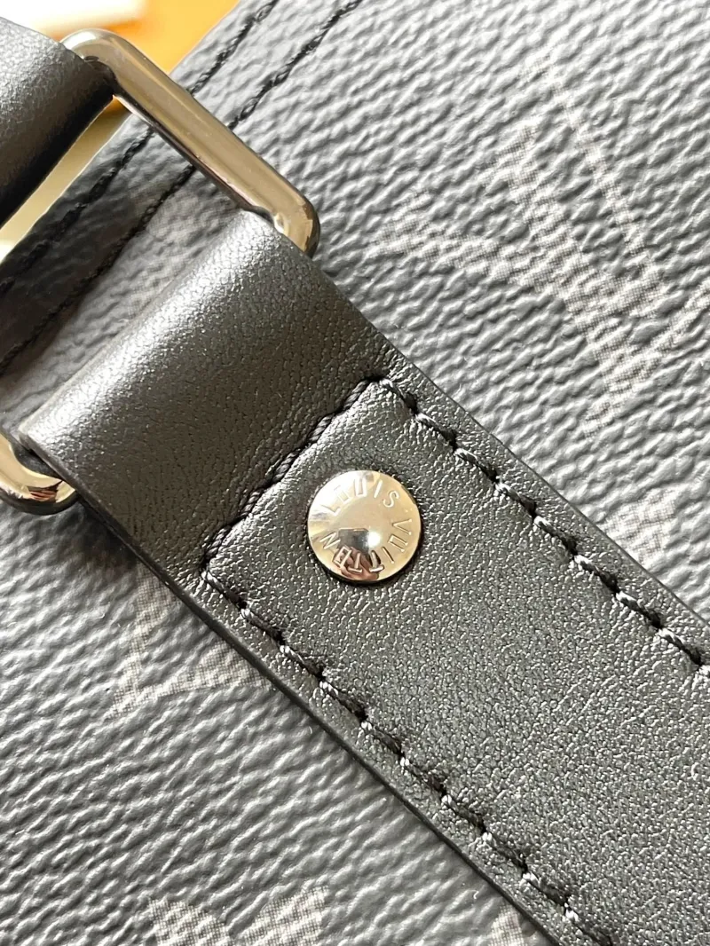 LV Travel Bags-42 - Image 6