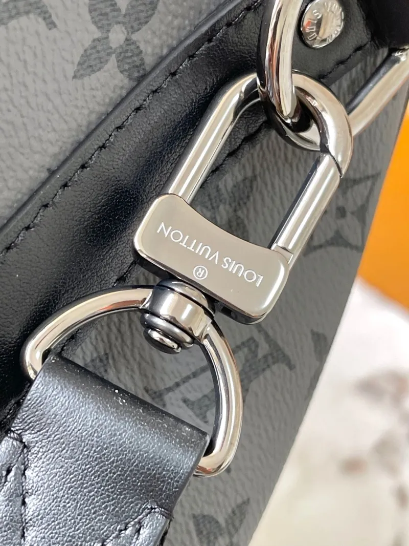 LV Travel Bags-42 - Image 7
