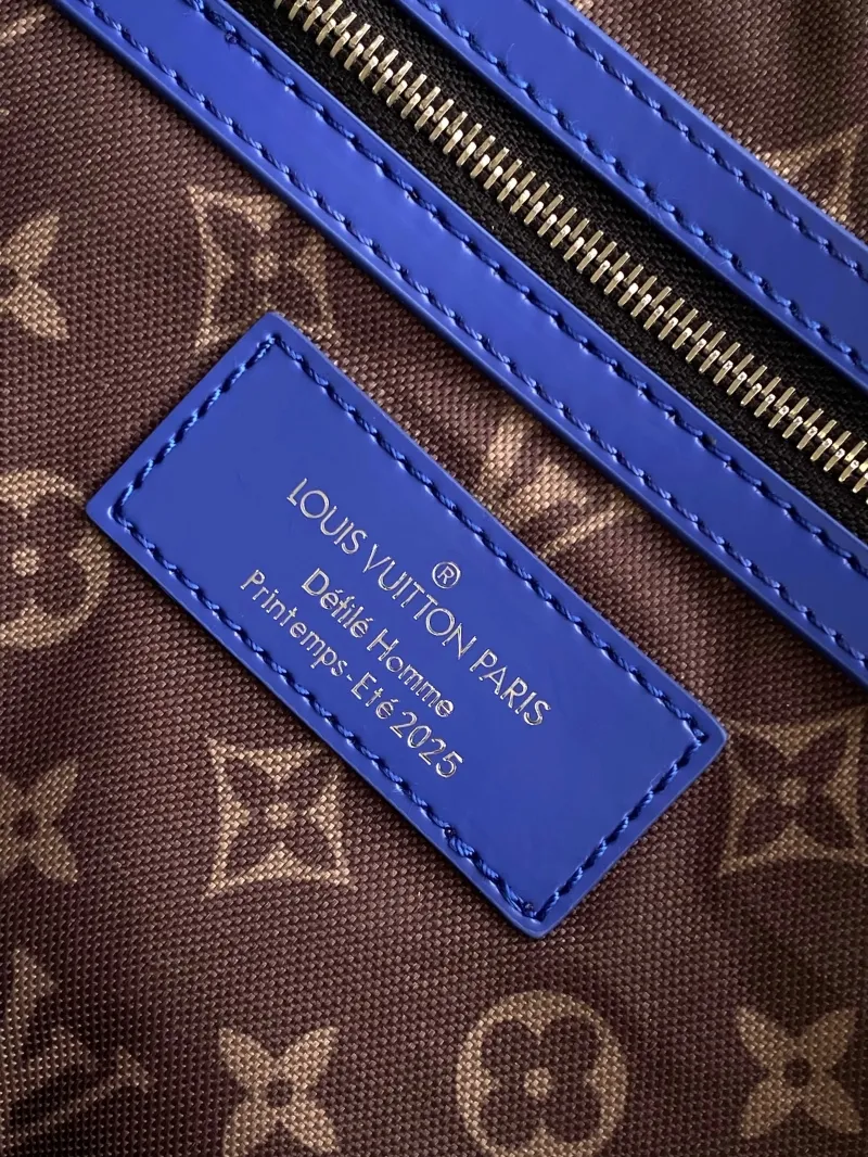 Alternative view of LV Travel Bags-45