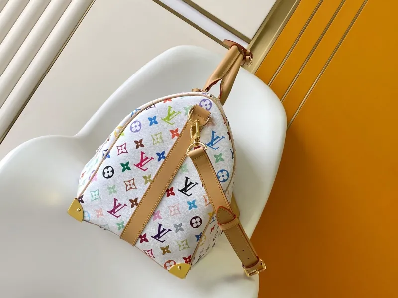 Alternative view of LV Travel Bags-48