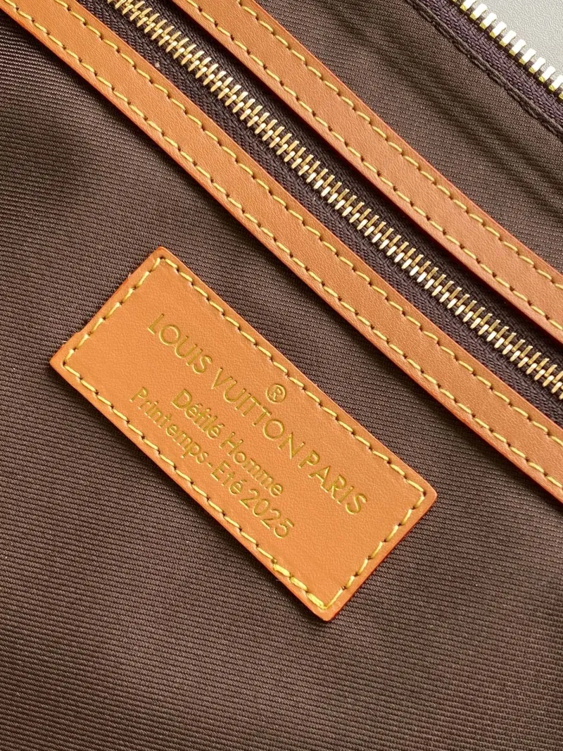 Alternative view of LV Travel Bags-49
