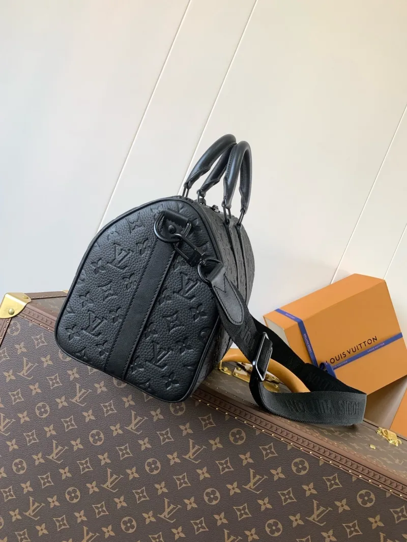 Alternative view of LV Travel Bags-53